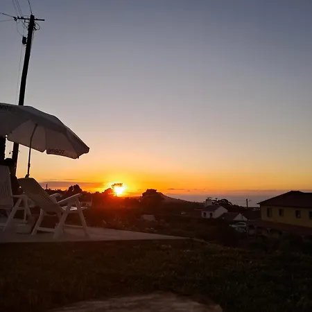 View * Biscoitos (Terceira)