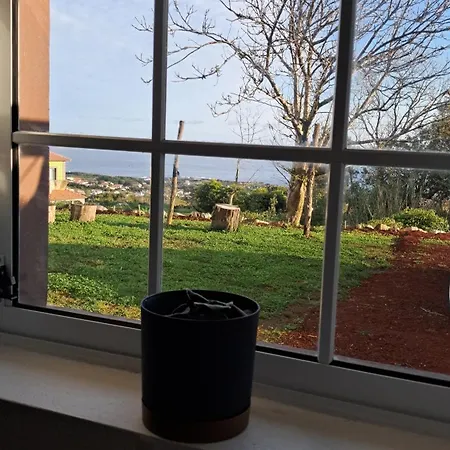 View * Biscoitos (Terceira)