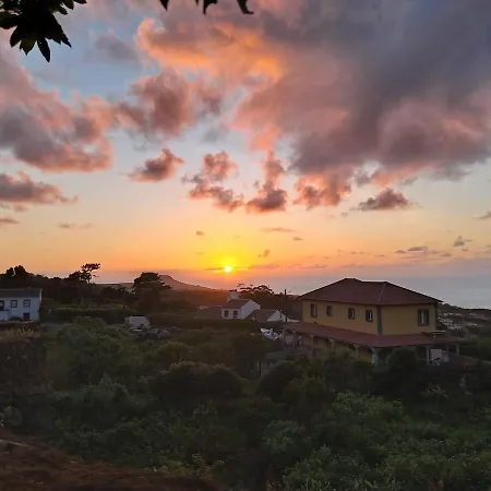 Διαμέρισμα Biscoitos View